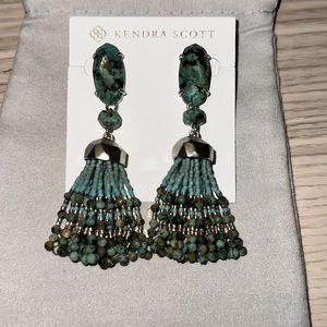 Kendra Scott Dove statement earring in African Turquoise